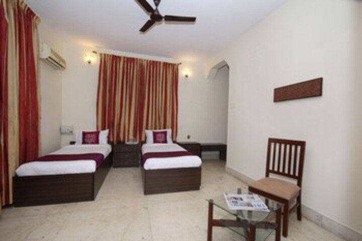 Room 16 of 23