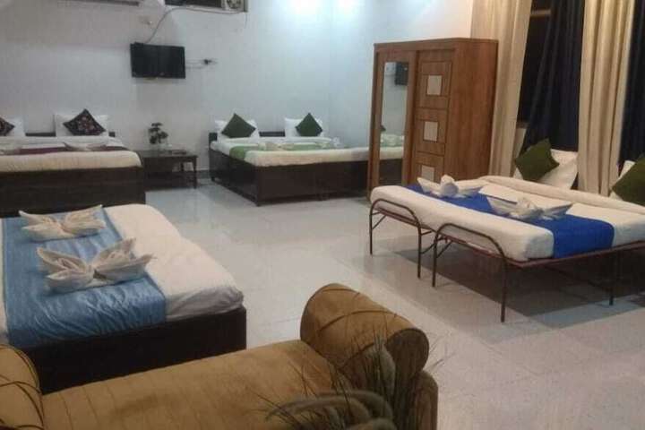 Room 2 of 48