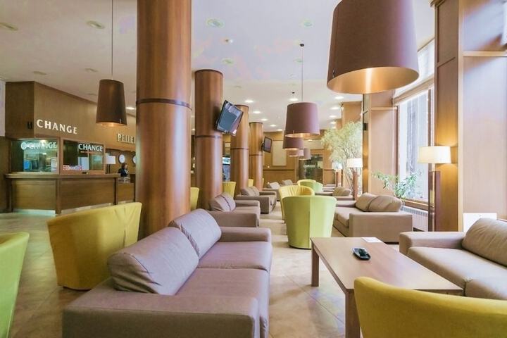Hotel Interior 4 of 48