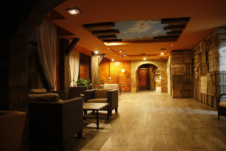 Hotel Lobby
