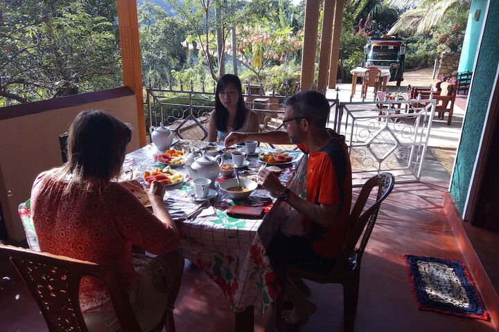 Dining 22 of 30