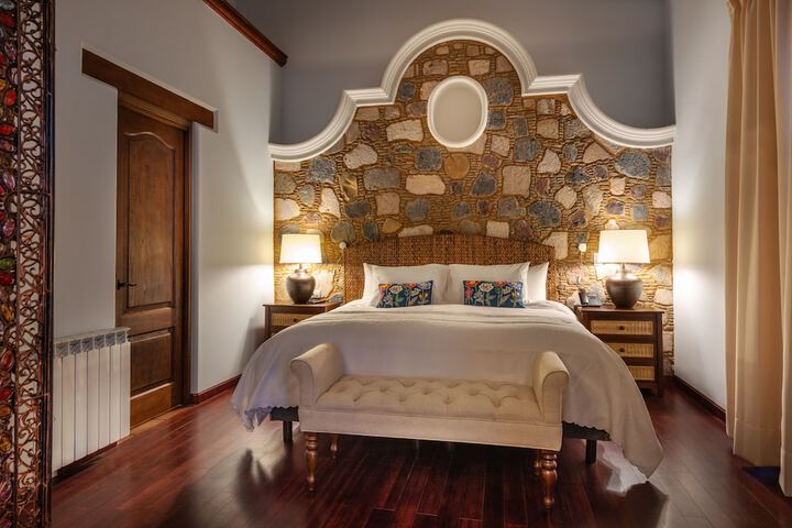 Room 3 of 35