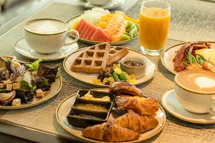 Breakfast/Coffee Service 87 of 129