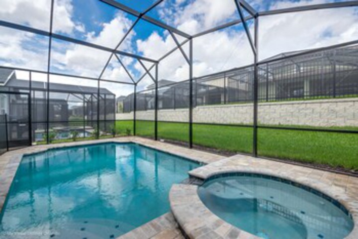 Pool 30 of 58