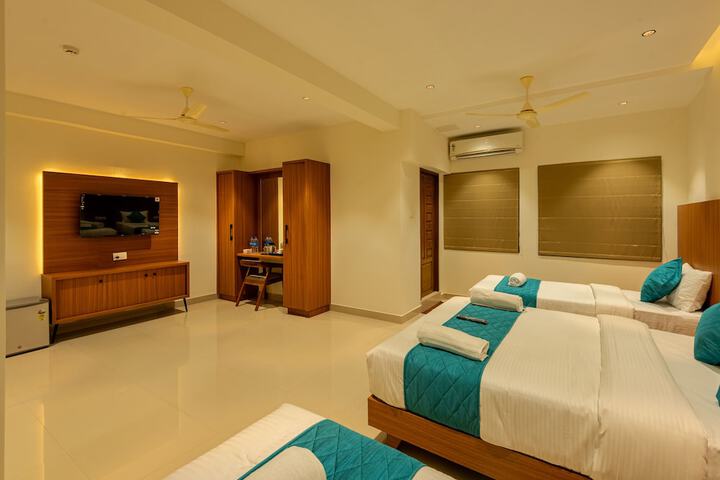 Room 25 of 87