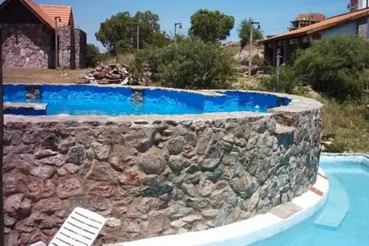 Pool 9 of 14