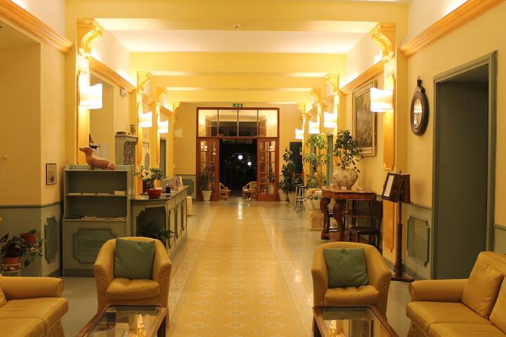Lobby sitting area