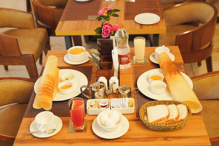 Dining 49 of 62