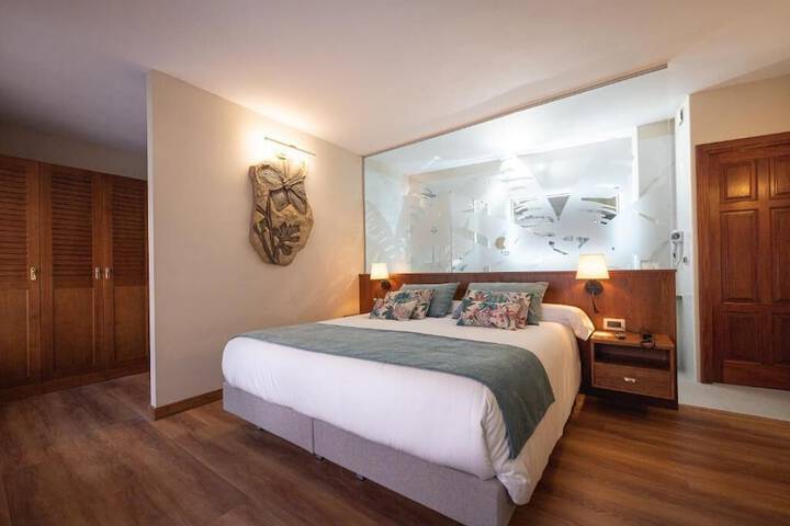 Room 6 of 17