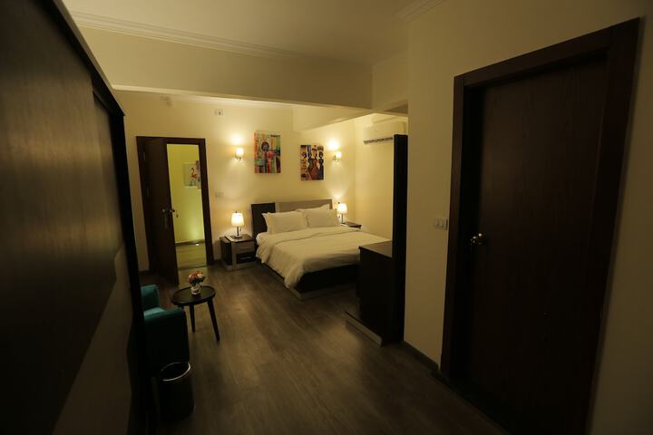 Room 6 of 139