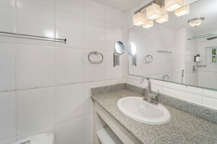 Room 78 of 161