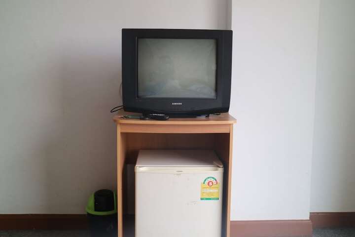 Room 9 of 14