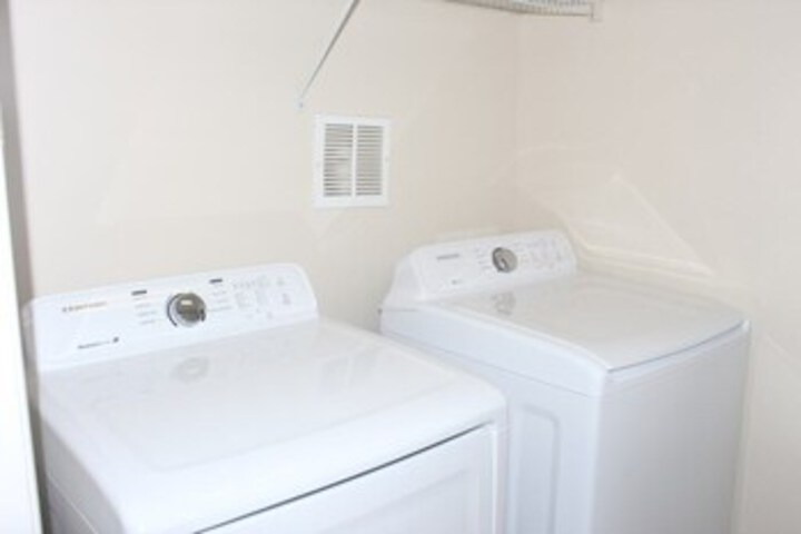 Laundry 31 of 118