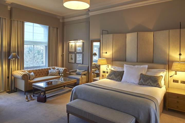 Room 21 of 110
