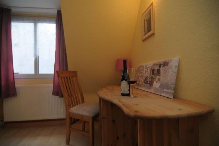 Room amenity