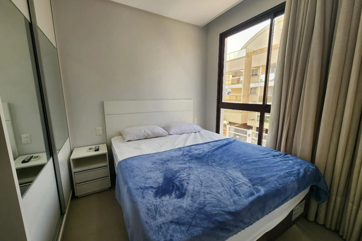 Room 5 of 20