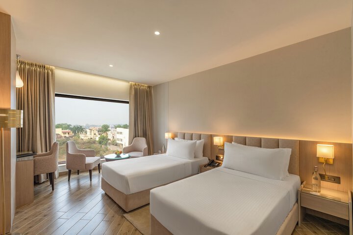 Room 11 of 21