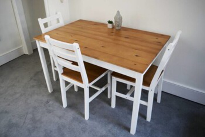 Room 15 of 23