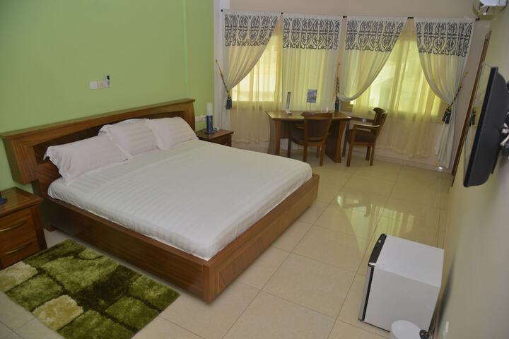 Room 14 of 31