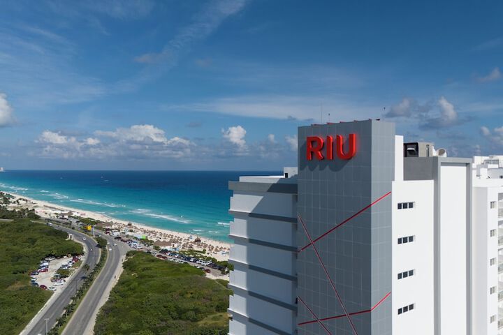 Hotel 220 of 223