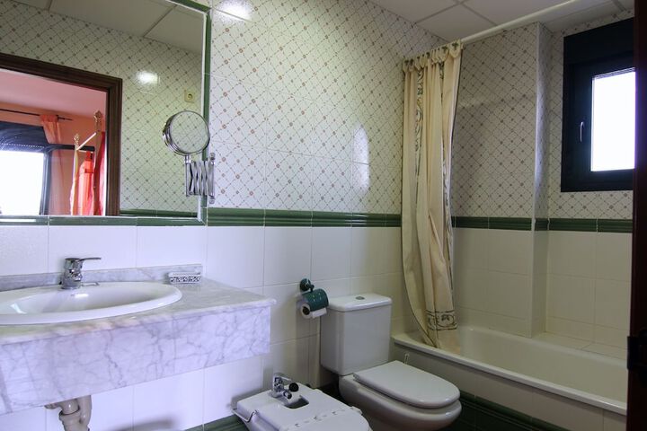 Room 22 of 39