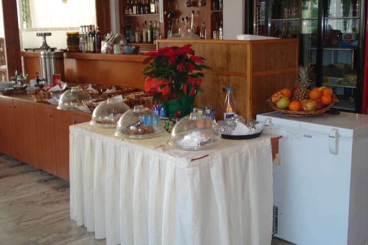Breakfast/Coffee Service 14 of 20