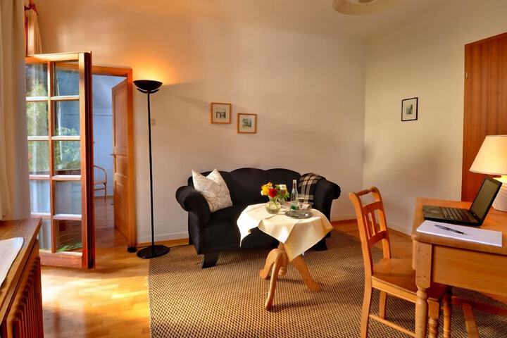 Room 11 of 28