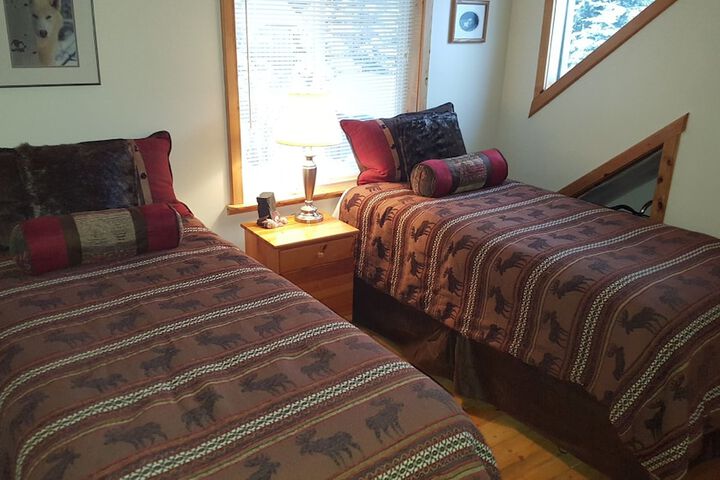 Room 2 of 90