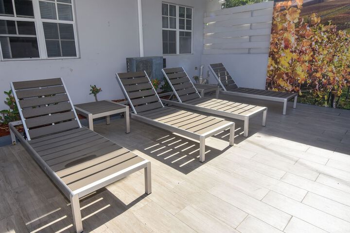 Sundeck 20 of 23