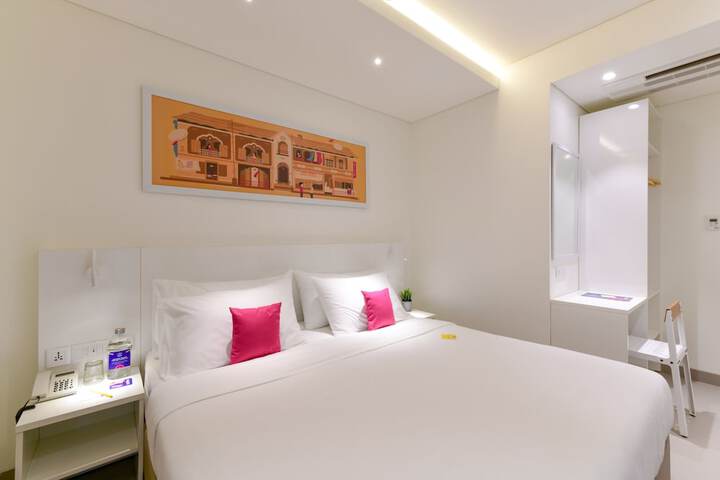 Room 10 of 36