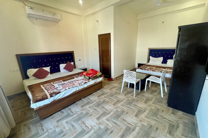 Room 25 of 57