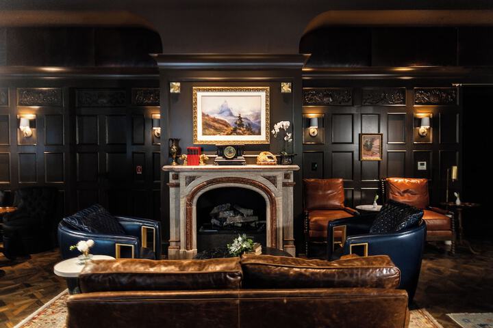 Hotel Interior 12 of 245