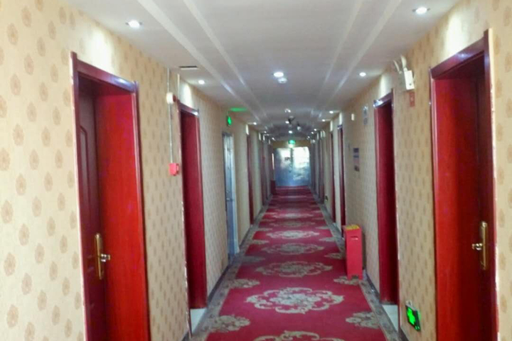Hotel Interior 9 of 33