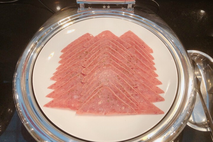 Dining 65 of 69