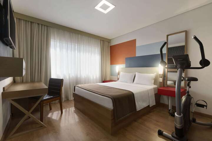 Room 19 of 53