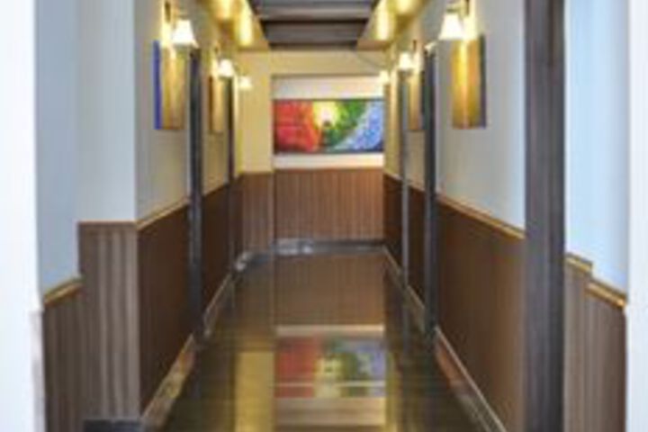 Ballroom/Hall 41 of 64