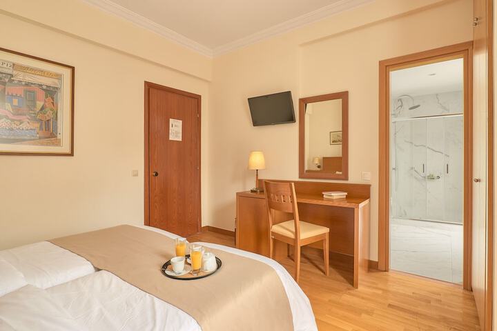 Room 15 of 52