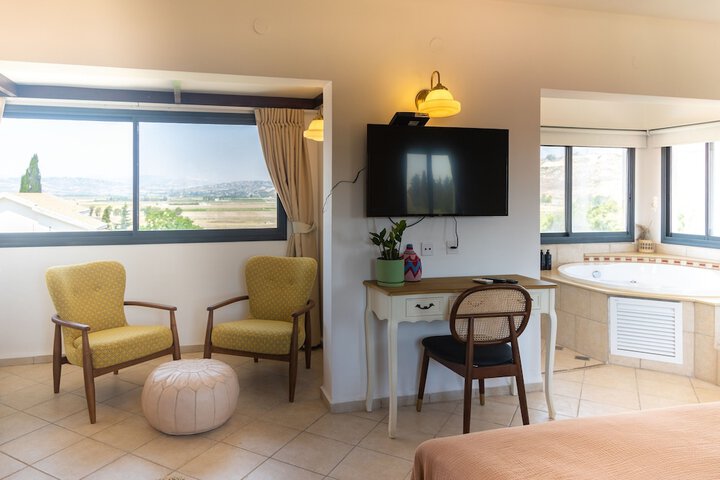 Room 20 of 40