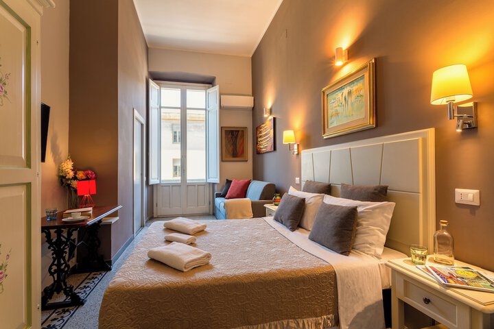 Room 41 of 76