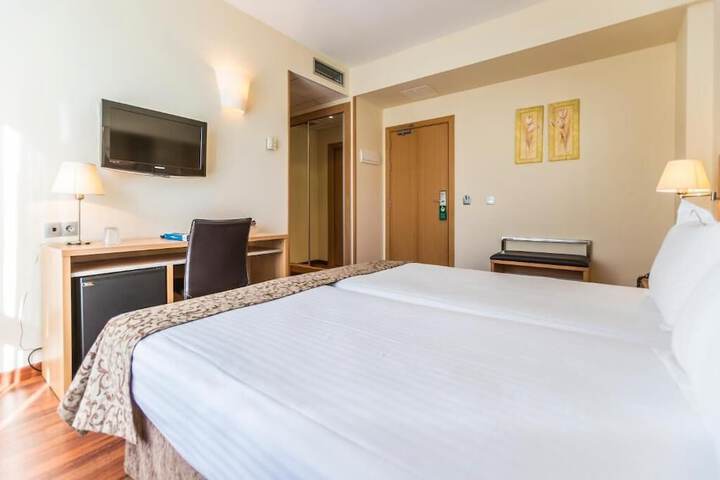 Room 15 of 45