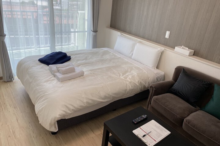 Room 3 of 26