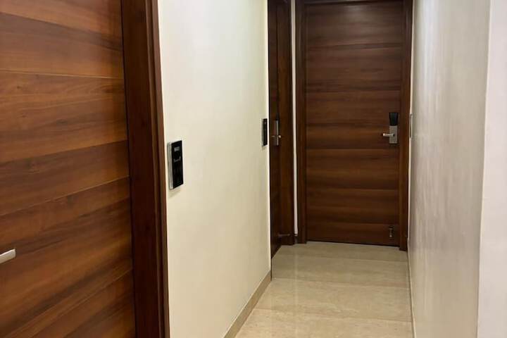 Room 29 of 48