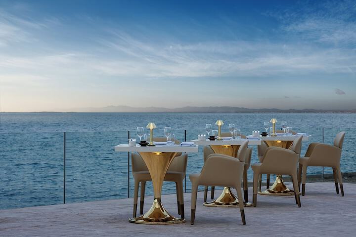 Dining 54 of 83