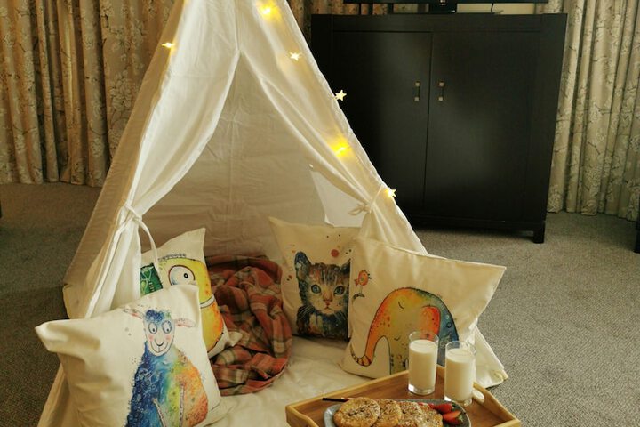 Children's theme room