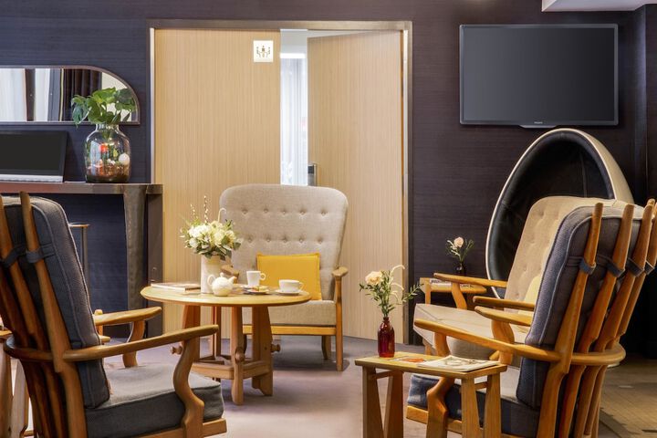 Lobby Photos