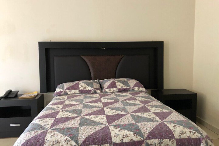 Room 3 of 7