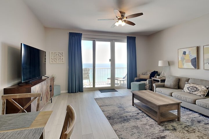 Room 8 of 19