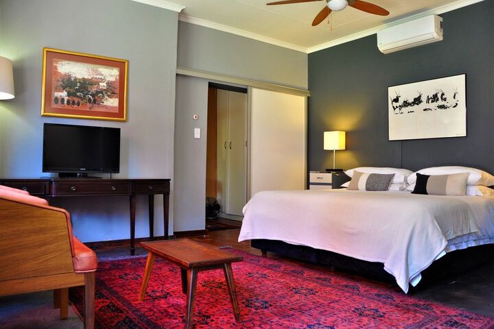 Room 55 of 100