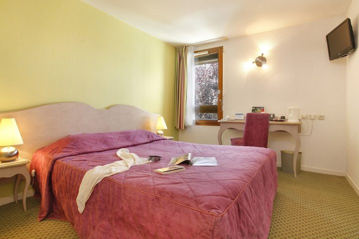 Room 6 of 23