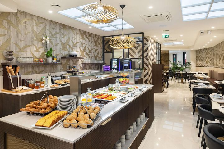 Breakfast/Coffee Service 122 of 150